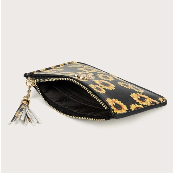 🤩HP🤩🔥2for$25🔥Sunflower card holder wallet - Picture 4 of 5